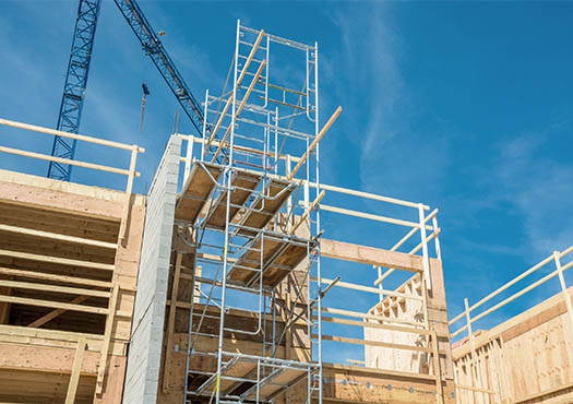 Constructie voor een bouwaansluiting in de buitenlucht