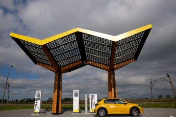 Laadstation Samenwerken met Stedin