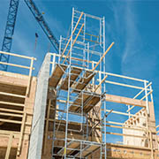Constructie voor een bouwaansluiting in de buitenlucht